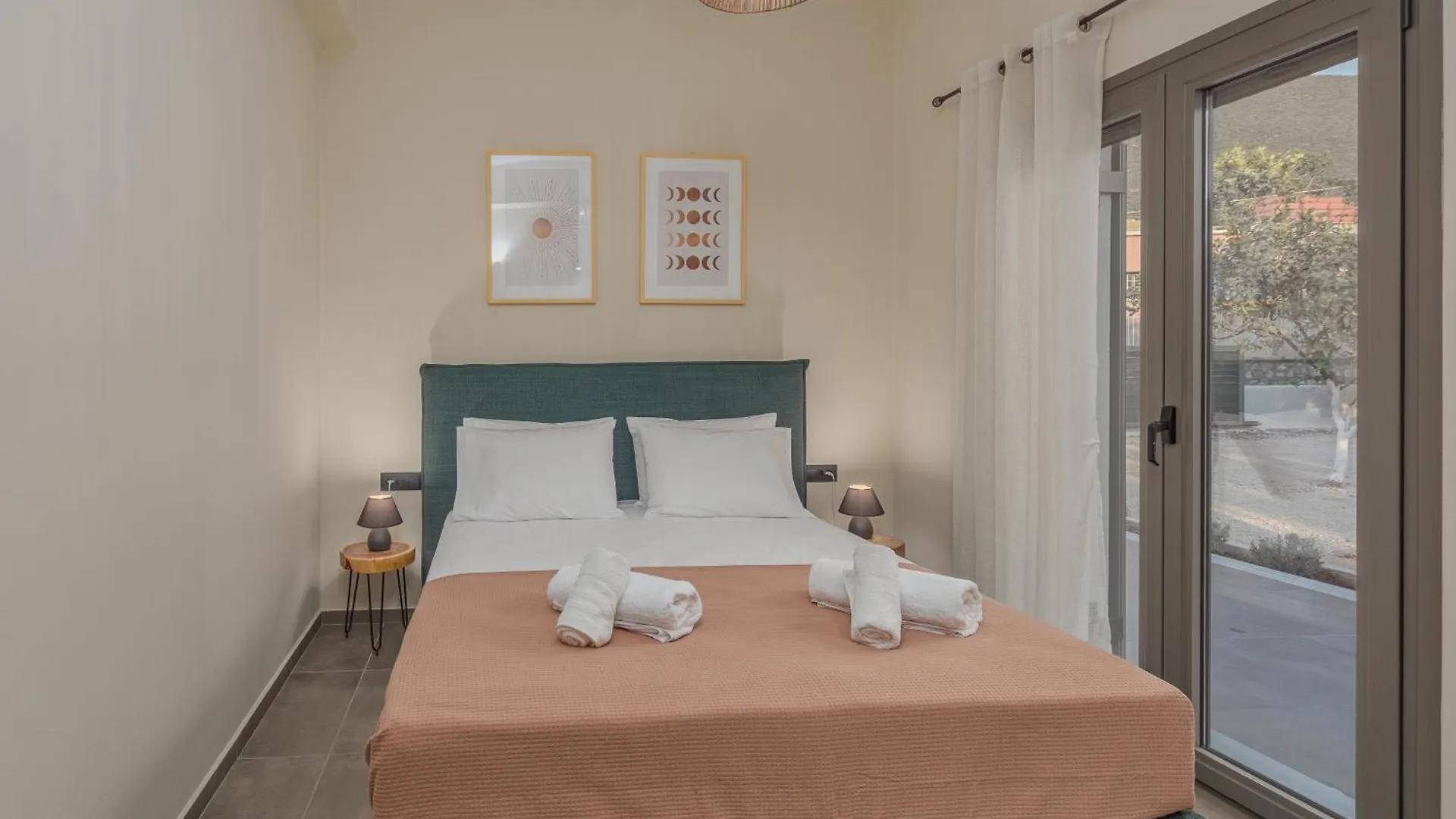 The Mulberry Tree Villa Sami  0*, Sami (Kefalonia) Greece